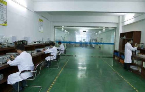 延長(zhǎng)縣恒溫試驗(yàn)箱校驗(yàn)機(jī)構(gòu) 專業(yè)溫控系統(tǒng)與高效快餐店服務(wù)